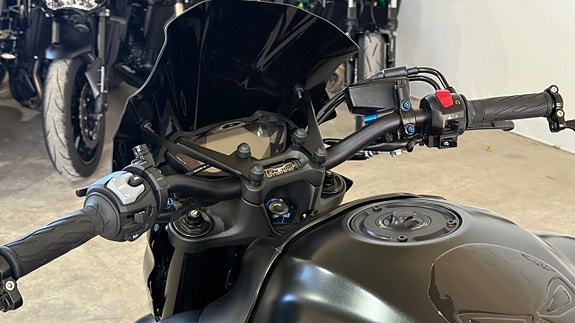 Suzuki GSX-S1000 Helsystem endast 700 mil 0kr insats 13 of 19
