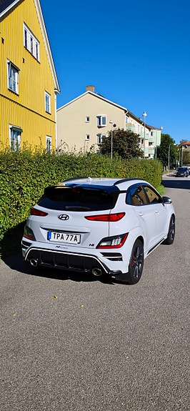 Hyundai Kona 3 of 5