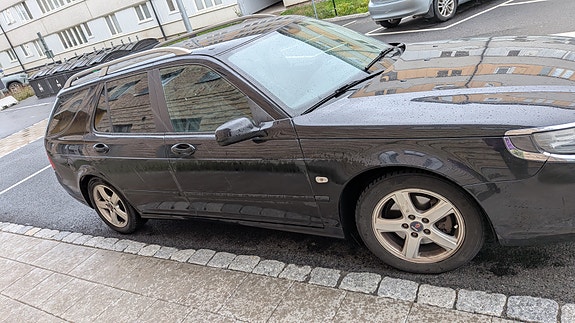 Saab 9-5 2 of 7