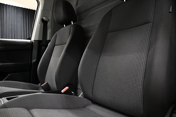 Volkswagen Caddy Maxi 23 of 30