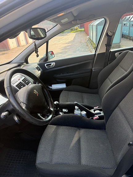 Peugeot 307 5 of 8