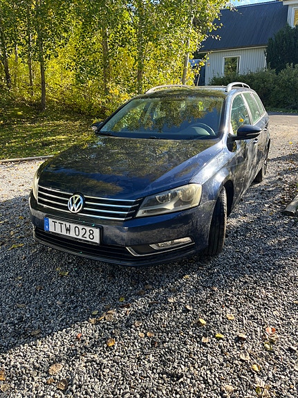 Volkswagen Passat 5 of 8