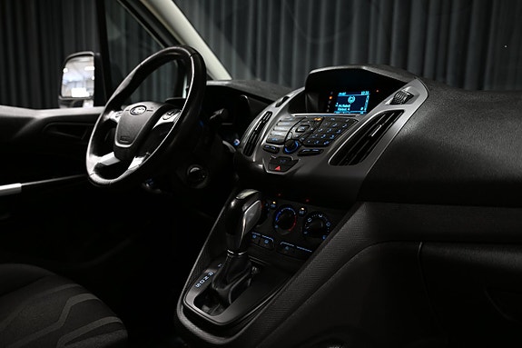 Ford Transit Connect 27 of 28