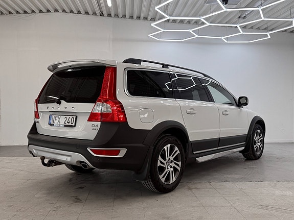 Volvo XC70 6 of 30