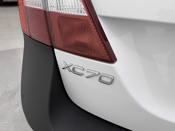Volvo XC70 30 of 30
