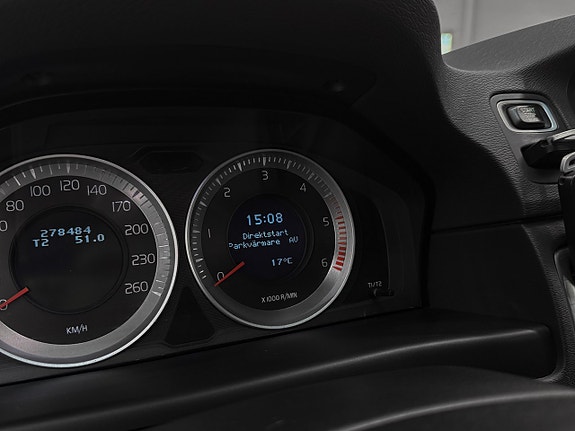 Volvo XC70 21 of 30