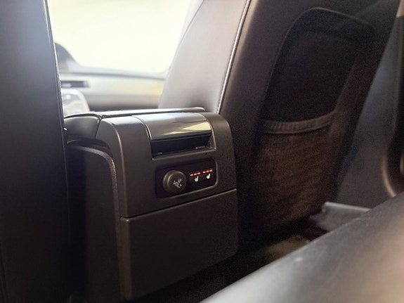 Volvo XC70 23 of 30