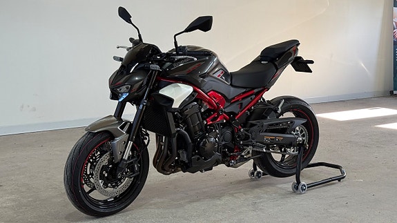 Kawasaki Z900 Endast 28 mil Leo Vince system 0kr instas 7 of 10