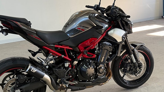 Kawasaki Z900 Endast 28 mil Leo Vince system 0kr instas 4 of 10