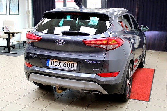 Hyundai Tucson 16 of 29