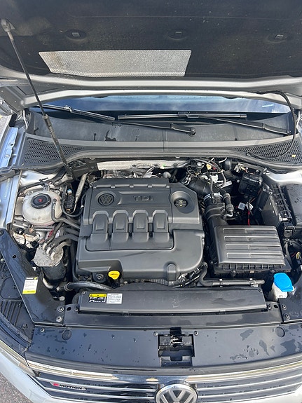 Volkswagen Passat 6 of 8