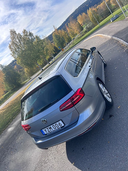 Volkswagen Passat 5 of 8