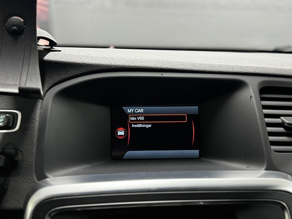 Volvo V60 22 of 22