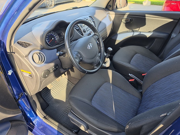 Hyundai i10 5 of 6