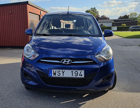 Hyundai i10 4 of 6