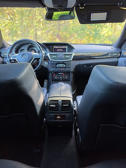 Mercedes-Benz E350 8 of 12