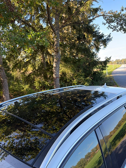 Mercedes-Benz E350 10 of 12