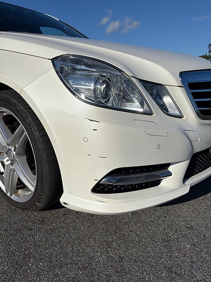 Mercedes-Benz E350 12 of 12