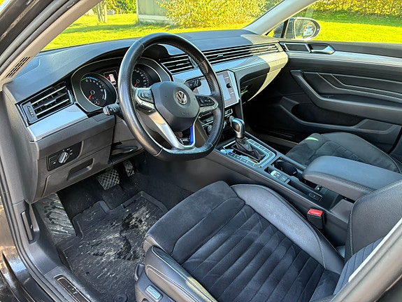 Volkswagen Passat 6 of 10