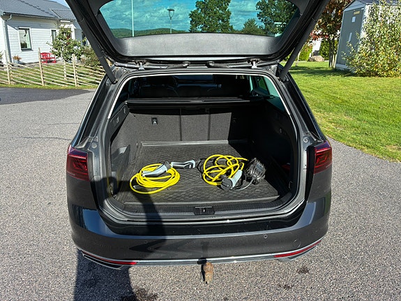 Volkswagen Passat 9 of 10