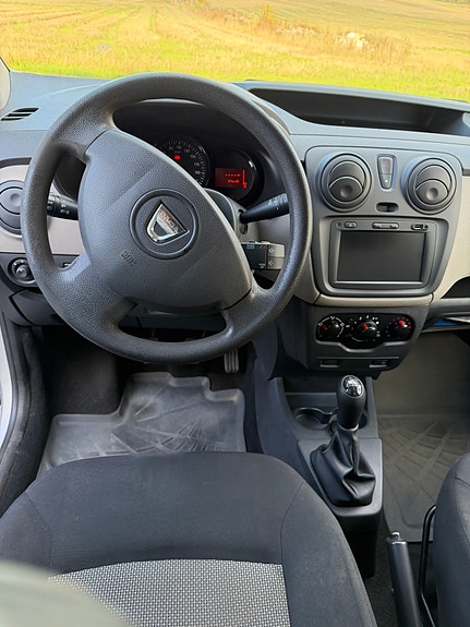 Dacia Dokker 11 of 13