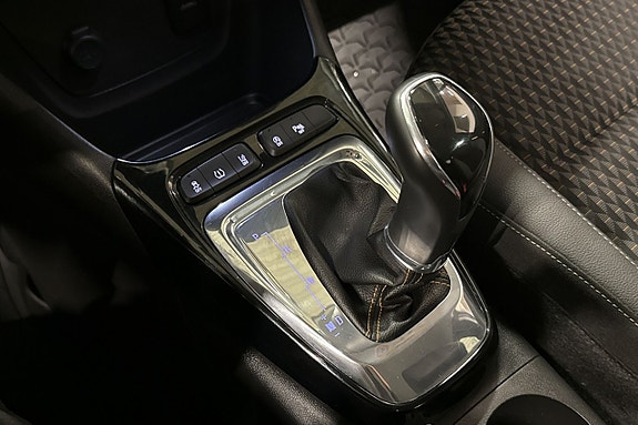 Opel Crossland X 17 of 23