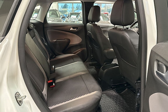 Opel Crossland X 20 of 23