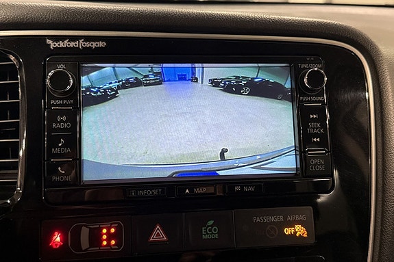 Mitsubishi Outlander 16 of 26