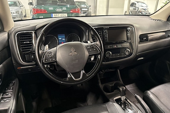 Mitsubishi Outlander 9 of 26