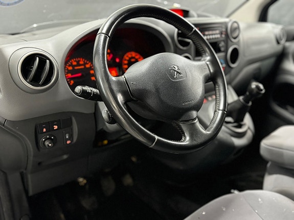 Peugeot Partner 24 of 24