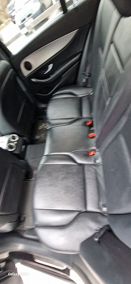 Mercedes-Benz E220 9 of 9