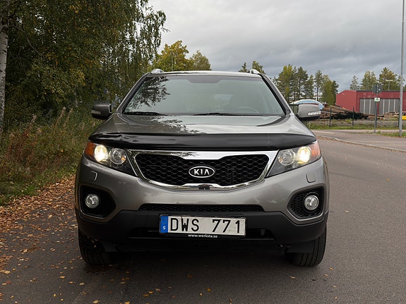 Kia Sorento 4 of 9
