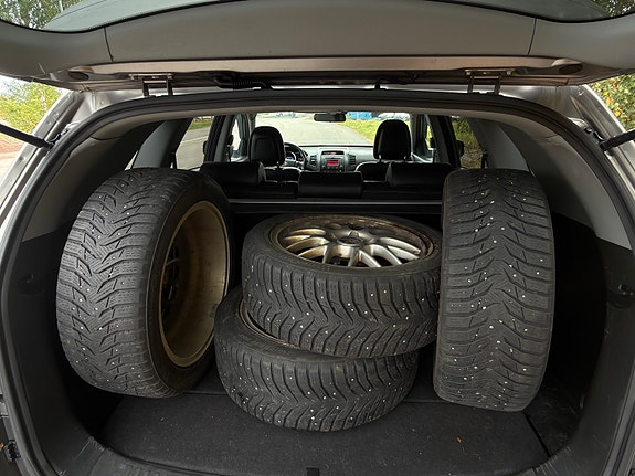 Kia Sorento 8 of 9