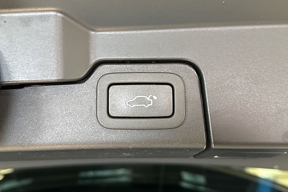 Land Rover Range Rover Evoque 24 of 24