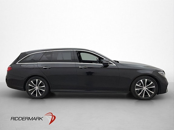 Mercedes-Benz E220 9 of 30