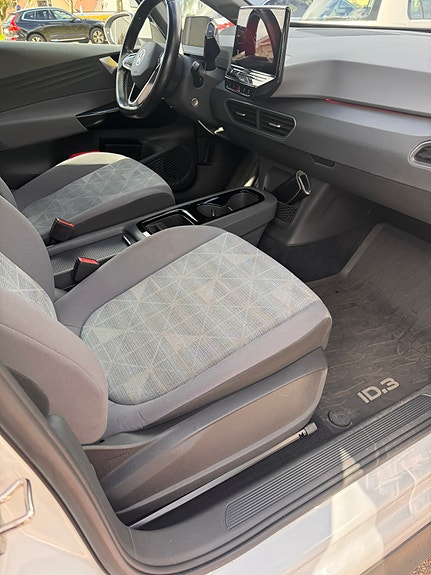 Volkswagen ID.3 7 of 12