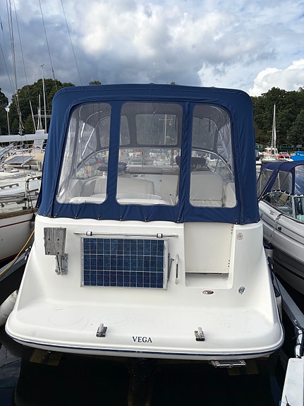 Bayliner Daycruiser 2004 fin familjebåt 11 of 13