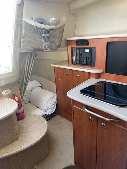 Bayliner Daycruiser 2004 fin familjebåt 7 of 13