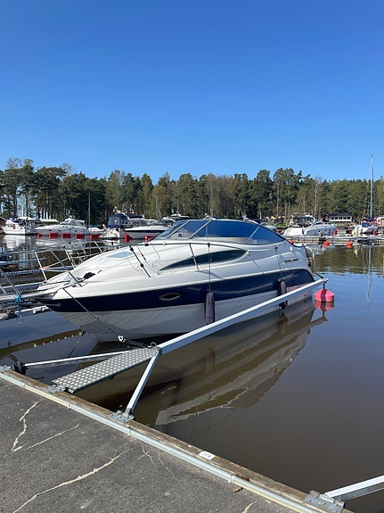 Bayliner Daycruiser 2004 fin familjebåt 3 of 13
