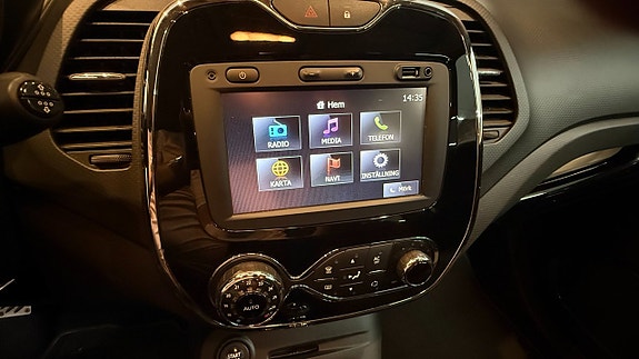 Renault Captur 9 of 12