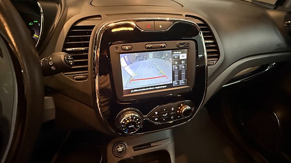 Renault Captur 10 of 12