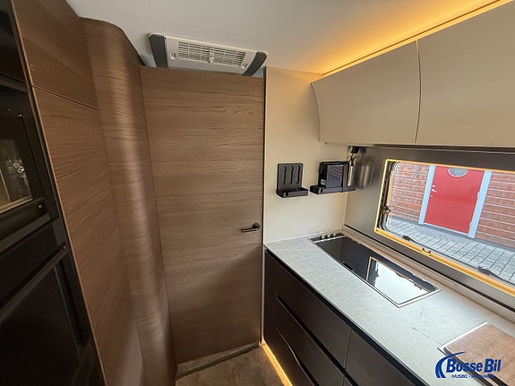 Adria SUPERSONIC 890 LL * Hydr. stödben * AC * Skinn * 14 of 21