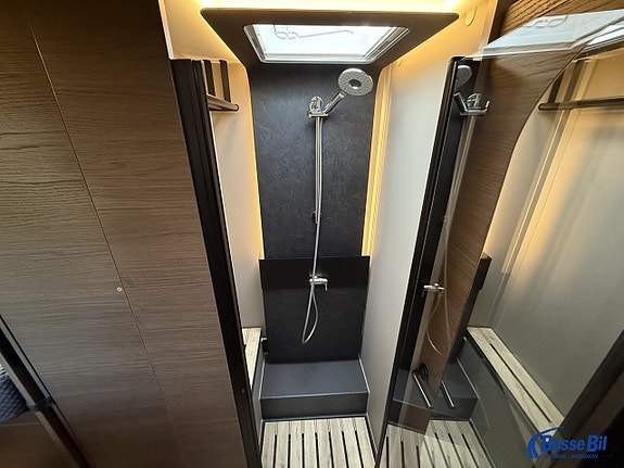 Adria SUPERSONIC 890 LL * Hydr. stödben * AC * Skinn * 16 of 21