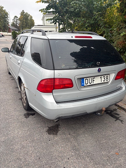 Saab 9-5 4 of 5