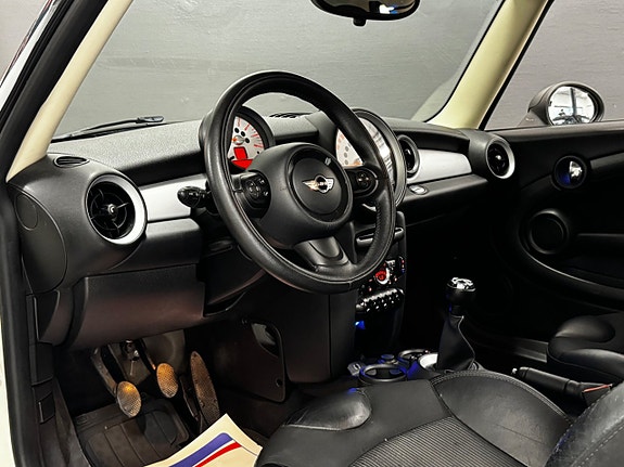 MINI Clubman One 14 of 29