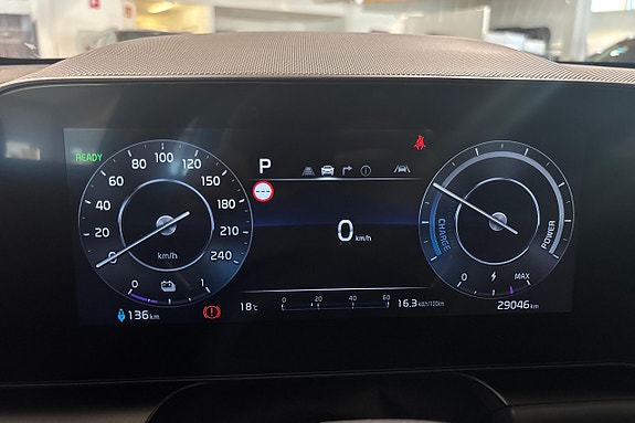Kia Niro 14 of 24