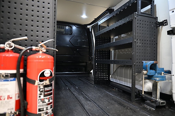 Ford Transit Custom 12 of 30