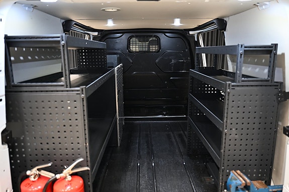 Ford Transit Custom 10 of 30
