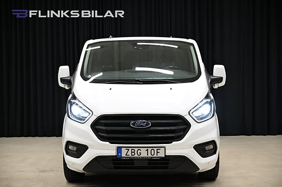 Ford Transit Custom 18 of 30