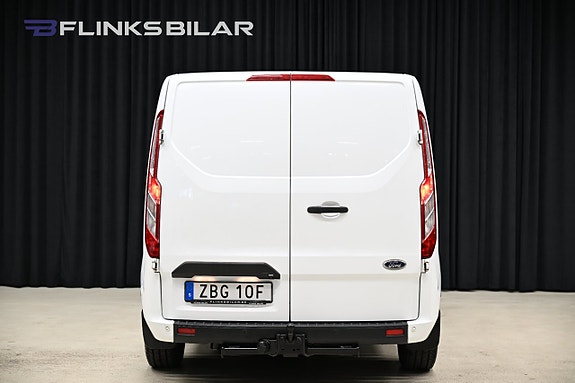 Ford Transit Custom 16 of 30